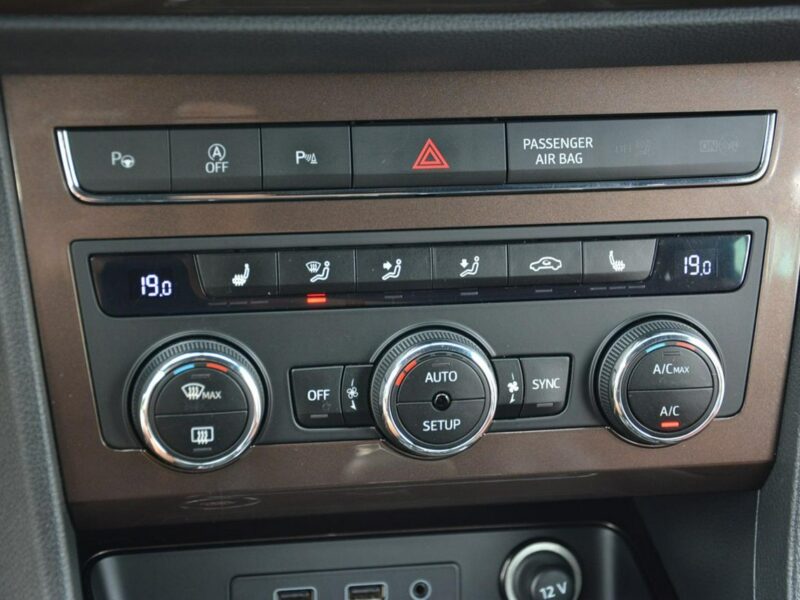 Seat Ateca Xcellence 4x4 Full Led Navi Kamera Alcantara 2xParktr. Hak