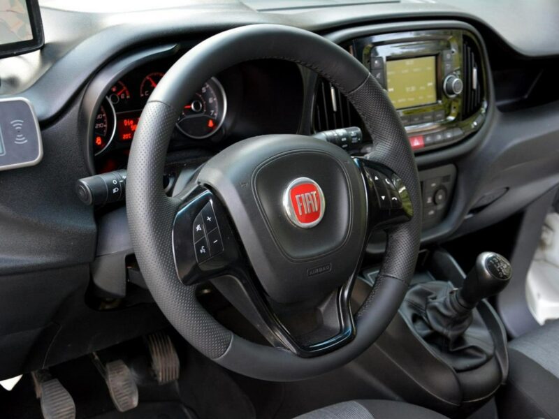 Fiat Doblo 1.3 Multijet Cargo Maxi Klimatronic Hak Nawigacja Bezwypadkowy II (2009-)