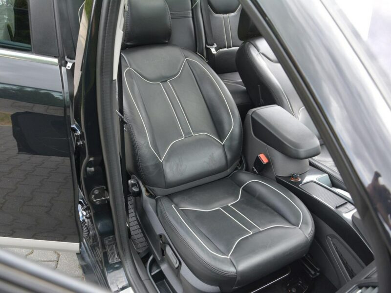Ford Kuga Individual ST 4x4 bi-Xenon Navi Kamera Skóry Panorama Alu 18 Hak I (2008-2012)