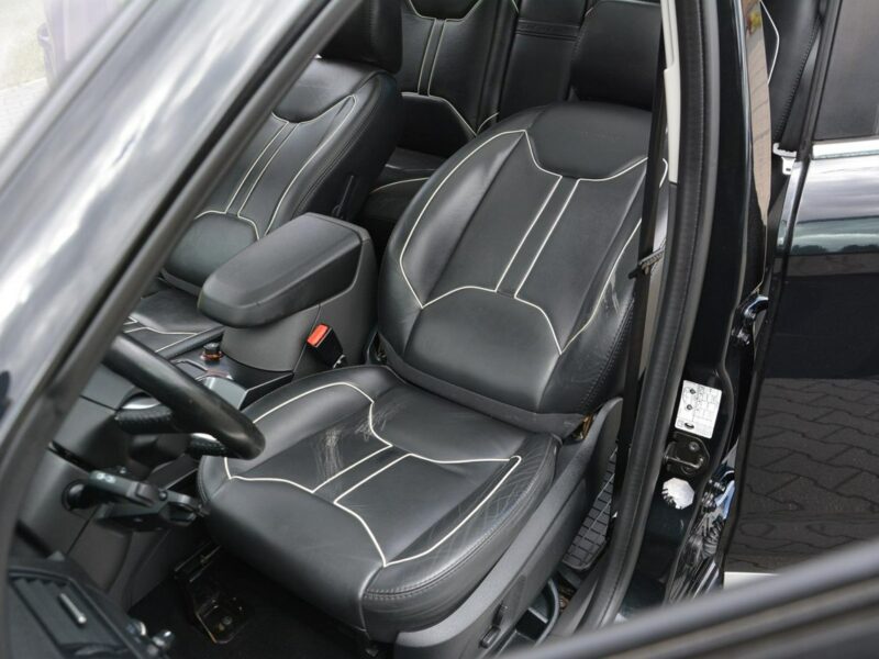 Ford Kuga Individual ST 4x4 bi-Xenon Navi Kamera Skóry Panorama Alu 18 Hak I (2008-2012)