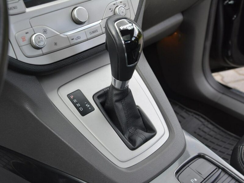 Ford Kuga Individual ST 4x4 bi-Xenon Navi Kamera Skóry Panorama Alu 18 Hak I (2008-2012)