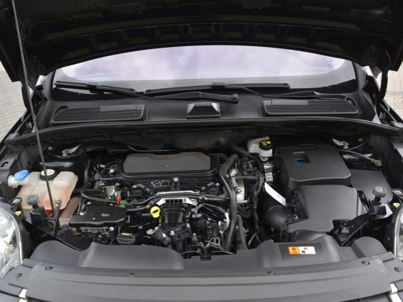 Ford Kuga Individual ST 4x4 bi-Xenon Navi Kamera Skóry Panorama Alu 18 Hak I (2008-2012)
