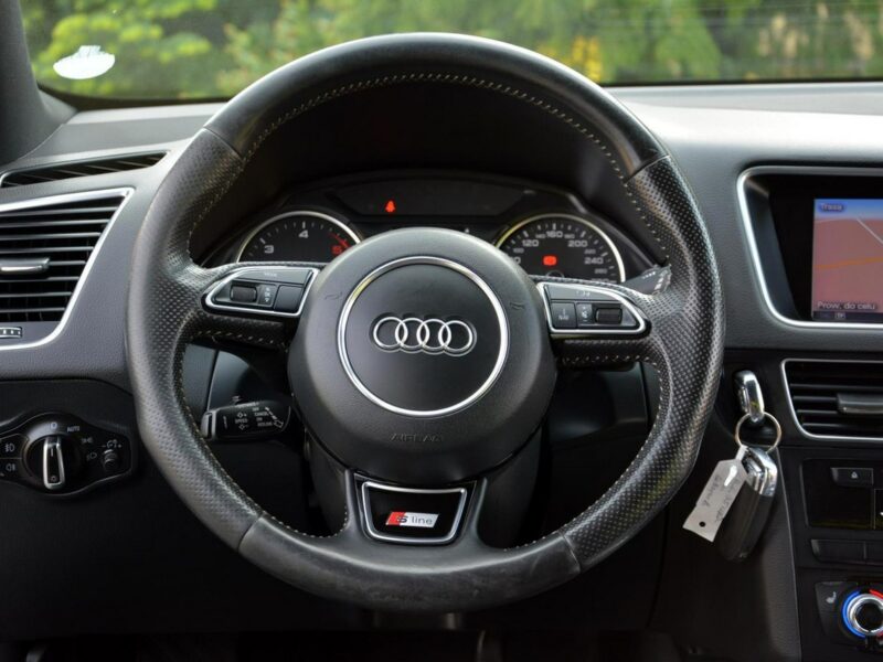 Audi Q5 3xS-Line Radar ACC Skóry Navi Bi-Xenon Ledy Alu19 El.klapa ASO 8R (2008-)