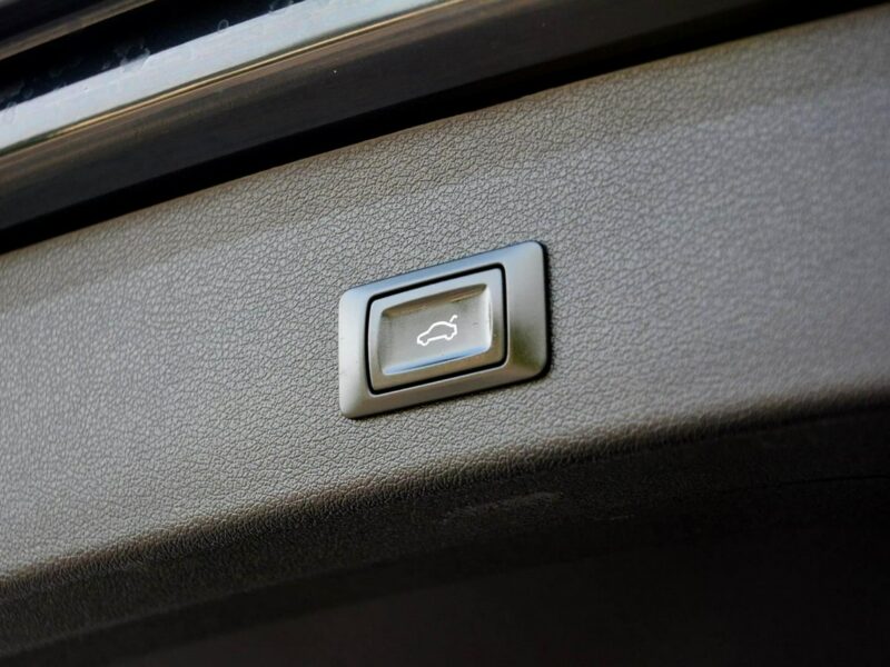 Audi Q5 3xS-Line Radar ACC Skóry Navi Bi-Xenon Ledy Alu19 El.klapa ASO 8R (2008-)