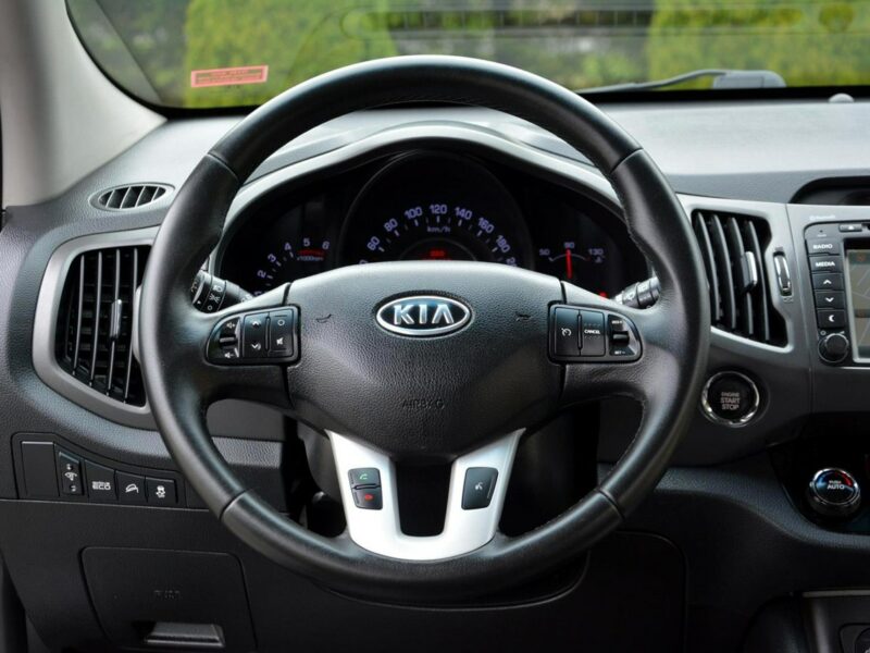 Kia Sportage 12.2012r AWD Xenon Ledy Navi 2XParktronic Kamera Skóry Park Assist III (2010-2015)