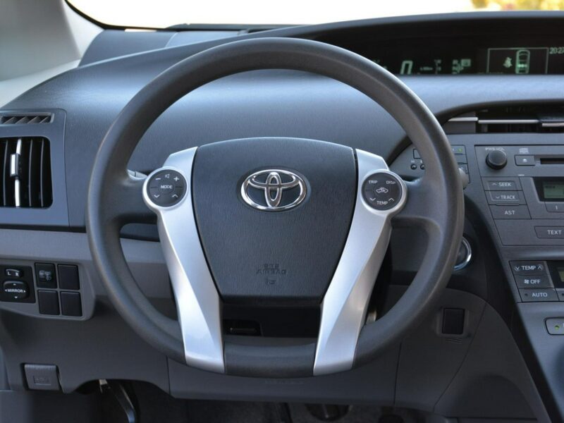 Toyota Prius 166 przebieg I-właściciel Klimatronic Head Up Keyless go z Niemiec IV (2009-)
