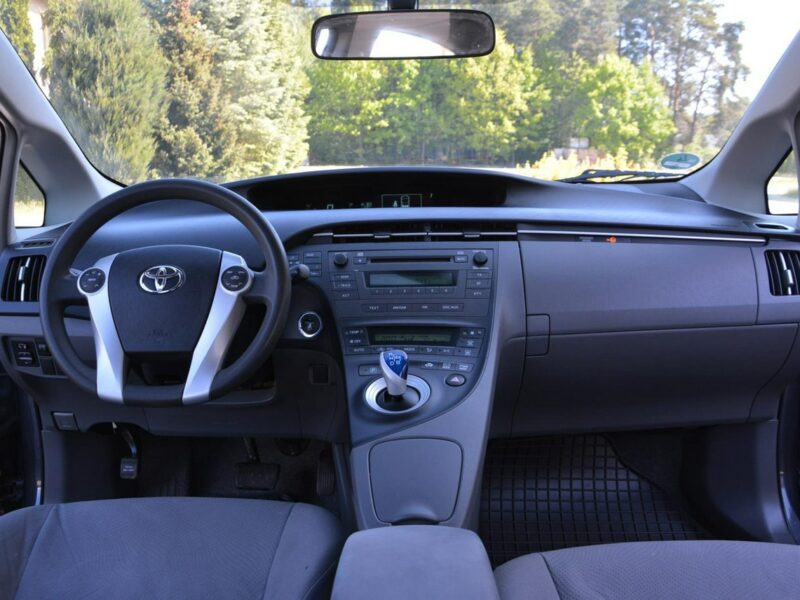Toyota Prius 166 przebieg I-właściciel Klimatronic Head Up Keyless go z Niemiec IV (2009-)