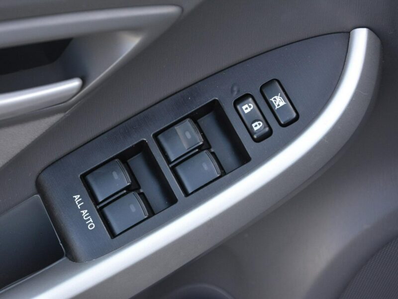 Toyota Prius 166 przebieg I-właściciel Klimatronic Head Up Keyless go z Niemiec IV (2009-)