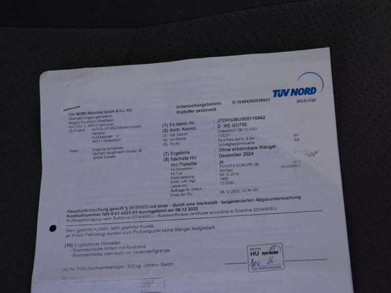 Toyota Prius 166 przebieg I-właściciel Klimatronic Head Up Keyless go z Niemiec IV (2009-)