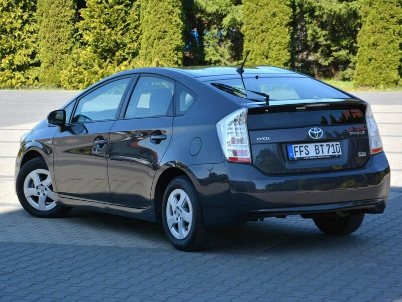 Toyota Prius 166 przebieg I-właściciel Klimatronic Head Up Keyless go z Niemiec IV (2009-)