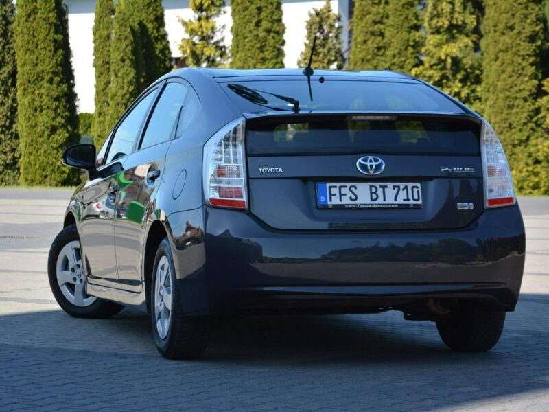 Toyota Prius 166 przebieg I-właściciel Klimatronic Head Up Keyless go z Niemiec IV (2009-)