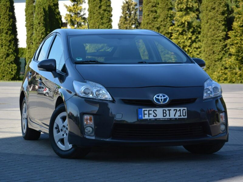 Toyota Prius 166 przebieg I-właściciel Klimatronic Head Up Keyless go z Niemiec IV (2009-)