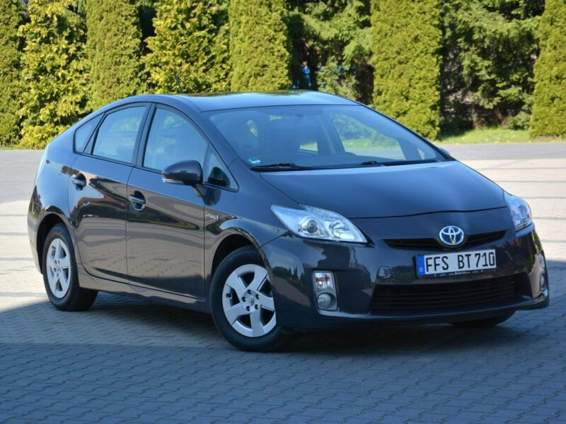 Toyota Prius 166 przebieg I-właściciel Klimatronic Head Up Keyless go z Niemiec IV (2009-)