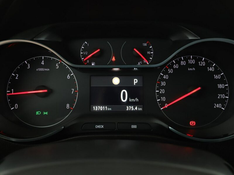 Opel Crossland X Business Elegance automat kamera180 navi LED tempomat klima-auto
