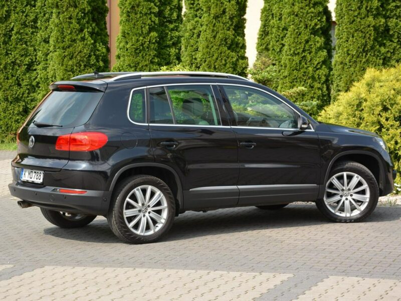 Volkswagen Tiguan 4-Motion Panorama Skóry Ledy Bi-xenony Navi Kamera 2xParktr. Hak I (2007-2016)