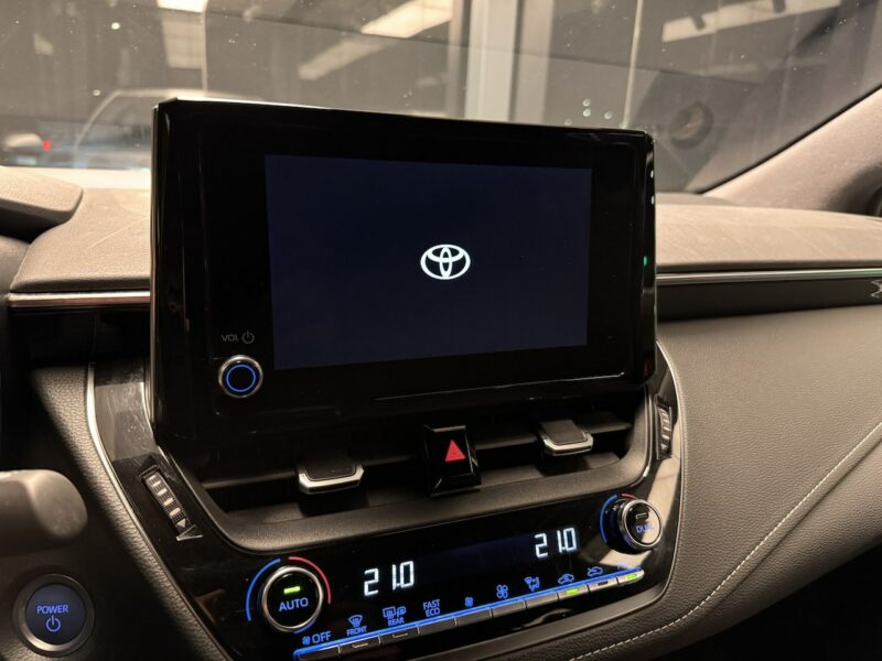 Toyota Corolla 1.8ElHybrid 90kw122ps Active,IIkmpl kół,serwis ASO,F-ra Vat 23% brutto E21 (2019-)