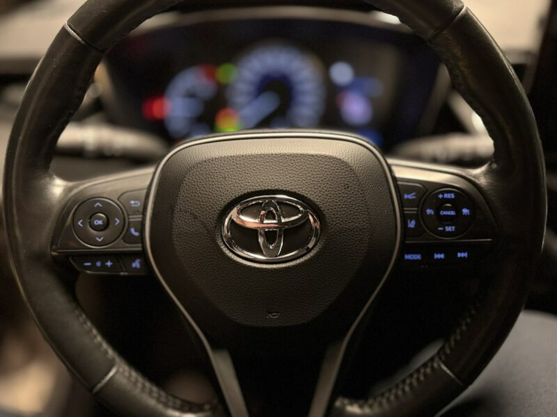 Toyota Corolla 1.8ElHybrid 90kw122ps Active,IIkmpl kół,serwis ASO,F-ra Vat 23% brutto E21 (2019-)