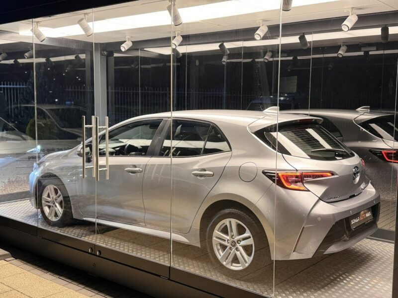 Toyota Corolla 1.8ElHybrid 90kw122ps Active,IIkmpl kół,serwis ASO,F-ra Vat 23% brutto E21 (2019-)