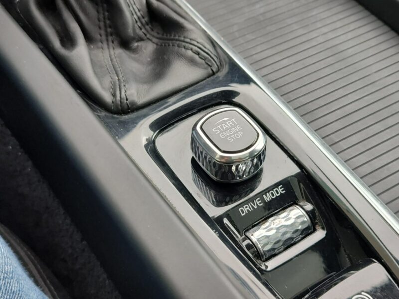 Volvo XC 60 II (2017-)