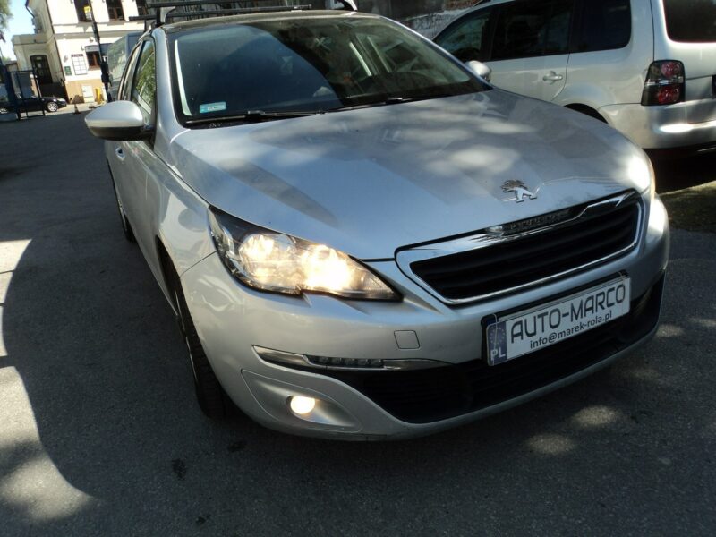 Peugeot 308 sprzedam Peugeot 308diasel T9 (2014-2021)