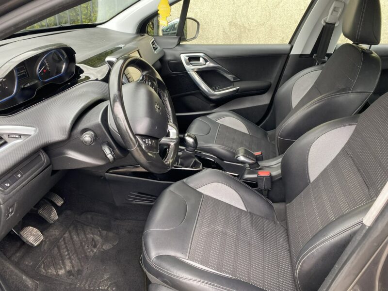 Peugeot 2008 Benzyna, tempomat, nawigacja dotykowa,klimatronik, isofix, hak, parktr I (2013-2019)