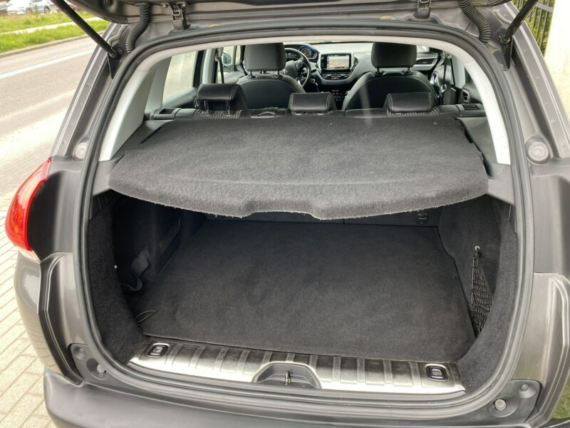 Peugeot 2008 Benzyna, tempomat, nawigacja dotykowa,klimatronik, isofix, hak, parktr I (2013-2019)