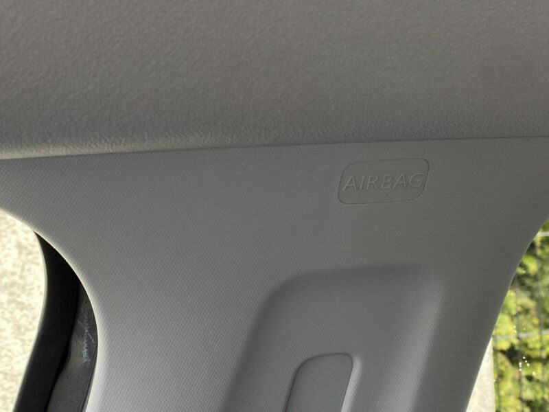 Peugeot 2008 Benzyna, tempomat, nawigacja dotykowa,klimatronik, isofix, hak, parktr I (2013-2019)