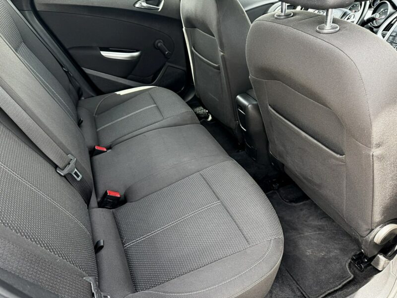Opel Astra 1.4T Navi Climatronic Gwarancja J (2009-2019)