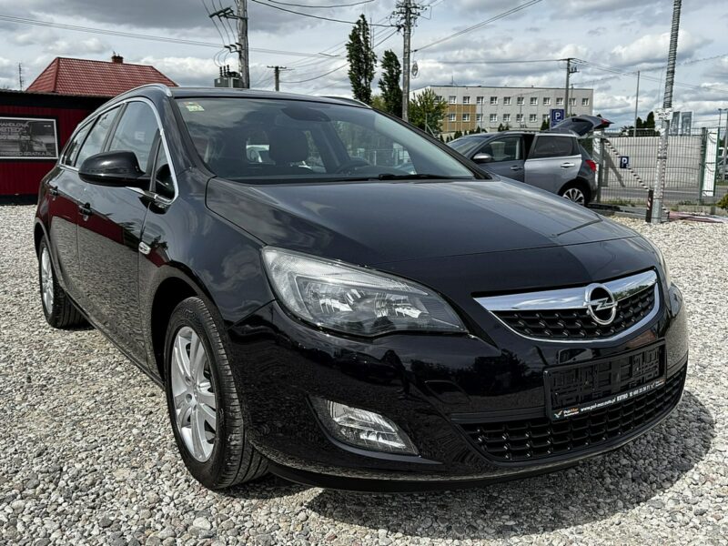 Opel Astra 1.4T Navi Climatronic Gwarancja J (2009-2019)
