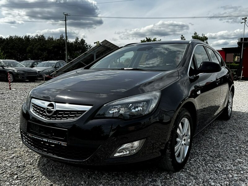 Opel Astra 1.4T Navi Climatronic Gwarancja J (2009-2019)