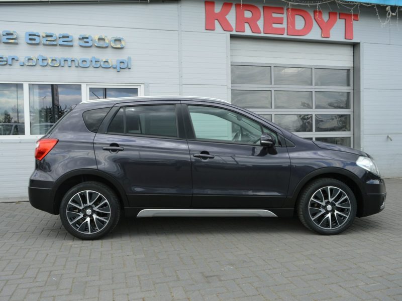 Suzuki SX4 S-Cross 1.6 DDiS Serwis Bi-Xenon LED Panoramadach Navi Kamera 175tys.km