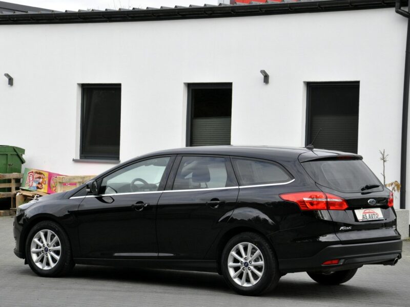 Ford Focus 1,5T 150KM Titanium/LEDy/Serwis/Alufelgi/Navi/AndroidAuto/PodFotele Mk3 (2010-2018)