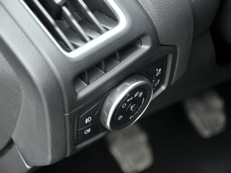 Ford Focus 1,5T 150KM Titanium/LEDy/Serwis/Alufelgi/Navi/AndroidAuto/PodFotele Mk3 (2010-2018)