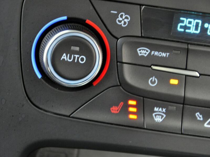 Ford Focus 1,5T 150KM Titanium/LEDy/Serwis/Alufelgi/Navi/AndroidAuto/PodFotele Mk3 (2010-2018)