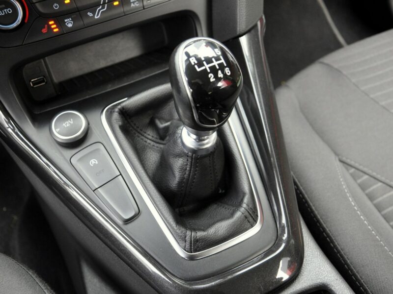Ford Focus 1,5T 150KM Titanium/LEDy/Serwis/Alufelgi/Navi/AndroidAuto/PodFotele Mk3 (2010-2018)