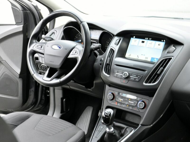 Ford Focus 1,5T 150KM Titanium/LEDy/Serwis/Alufelgi/Navi/AndroidAuto/PodFotele Mk3 (2010-2018)