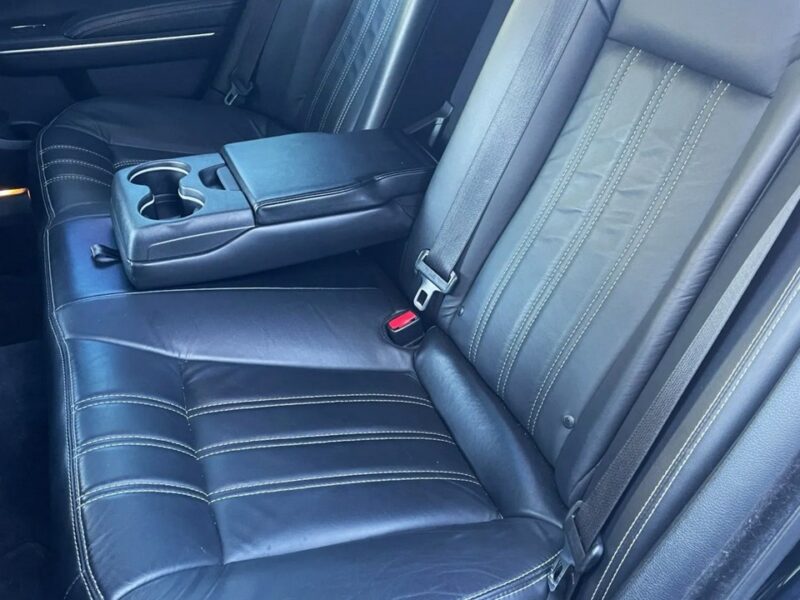 Chrysler 300C 300S 3.6 V6 304KM Alpine Czarna skóra+podsufitka Podgrz. fotele