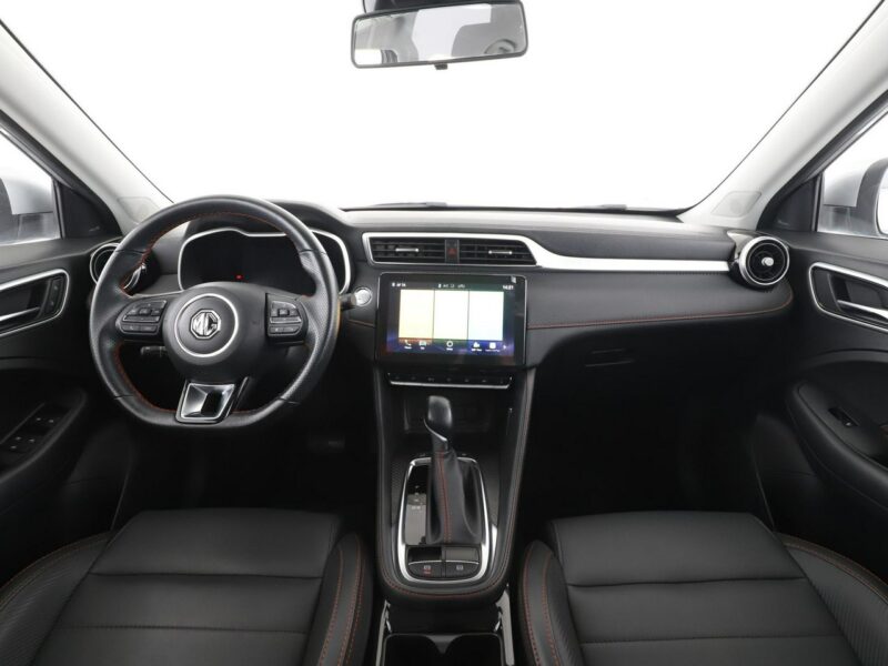 MG ZS Luxury automat skóra virtual LED navi tempomat