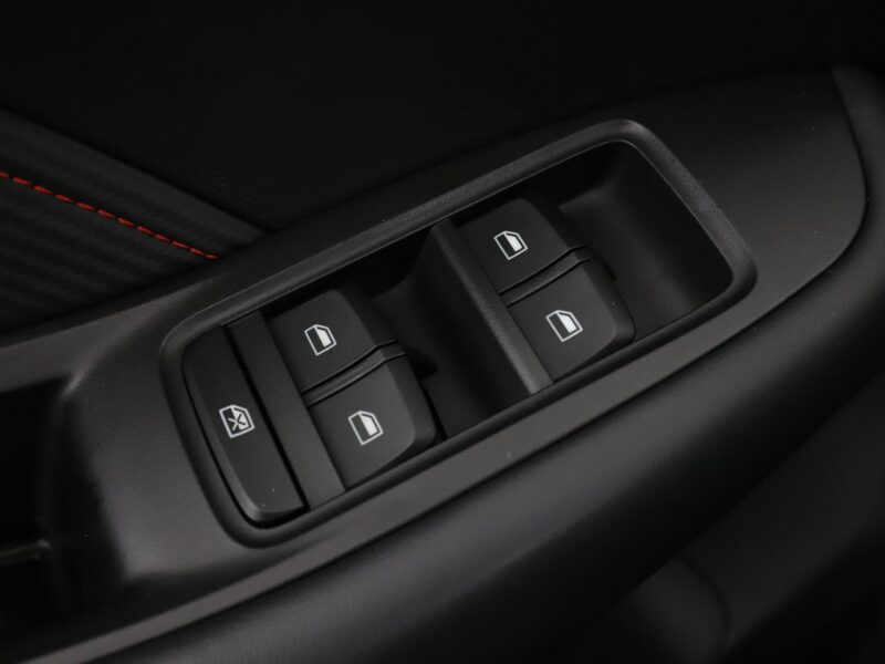 MG ZS Luxury automat skóra virtual LED navi tempomat