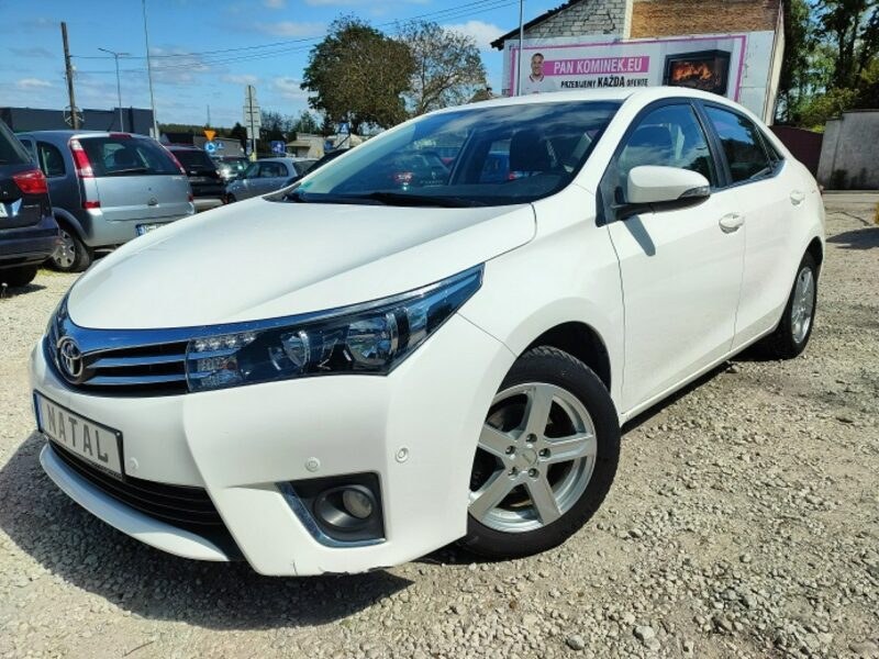 Toyota Corolla Zadbana* Seria E16 (2012-)