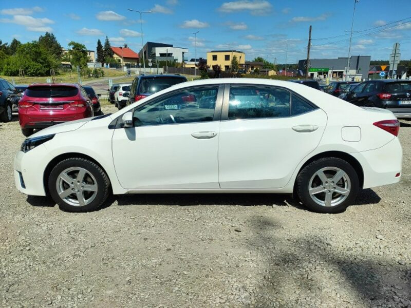 Toyota Corolla Zadbana* Seria E16 (2012-)
