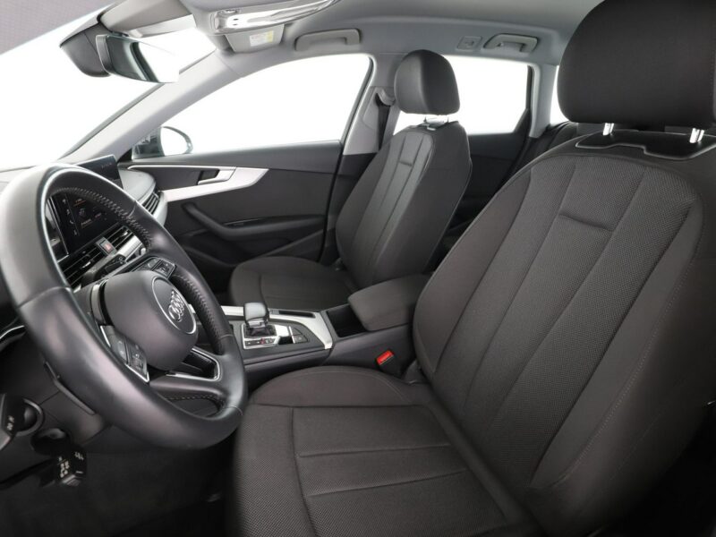 Audi A4 S-Tronic lift LED virtual cocpit navi klima auto (3 strefy) czujniki p B9 (2015-)