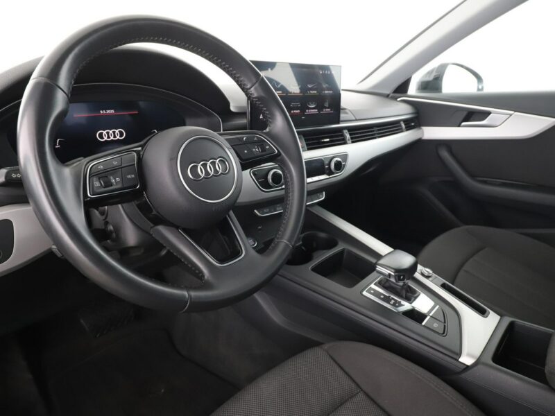 Audi A4 S-Tronic lift LED virtual cocpit navi klima auto (3 strefy) czujniki p B9 (2015-)