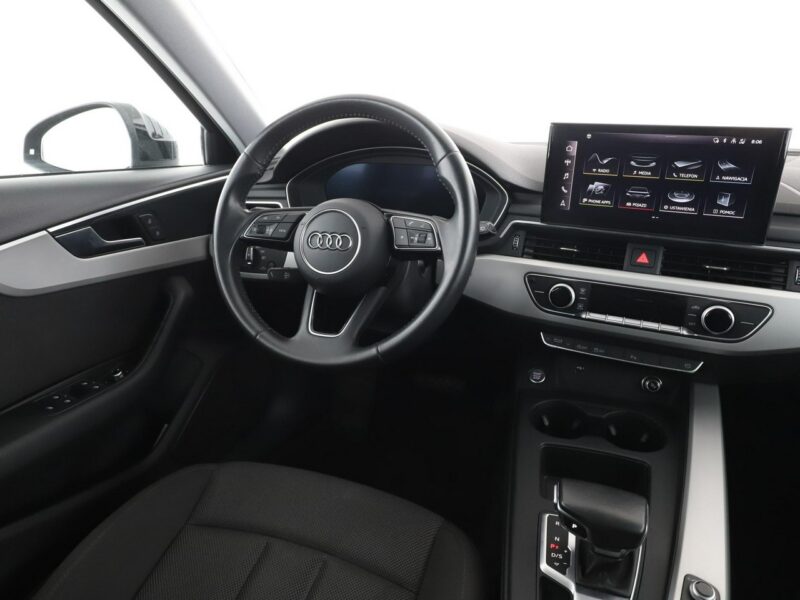 Audi A4 S-Tronic lift LED virtual cocpit navi klima auto (3 strefy) czujniki p B9 (2015-)