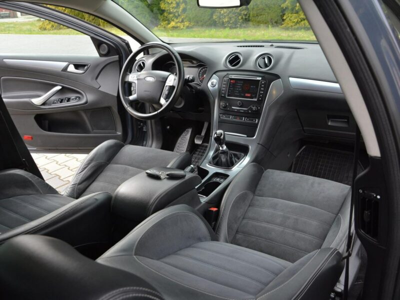 Ford Mondeo Titanium Bi-xenon Skóry Ledy Duża Navi Convers 2xParkt Relingi Mk4 (2007-2014)