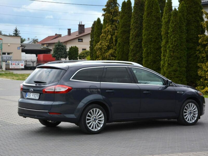 Ford Mondeo Titanium Bi-xenon Skóry Ledy Duża Navi Convers 2xParkt Relingi Mk4 (2007-2014)