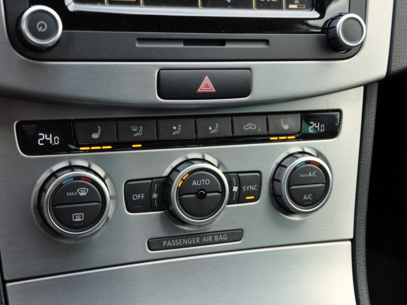 Volkswagen CC 2.0TDI(140KM)*Radar*Xenon*Led*Navi*Kamera*BLS*Chrom*Welur*Masaże*Alu17 II (2012-)
