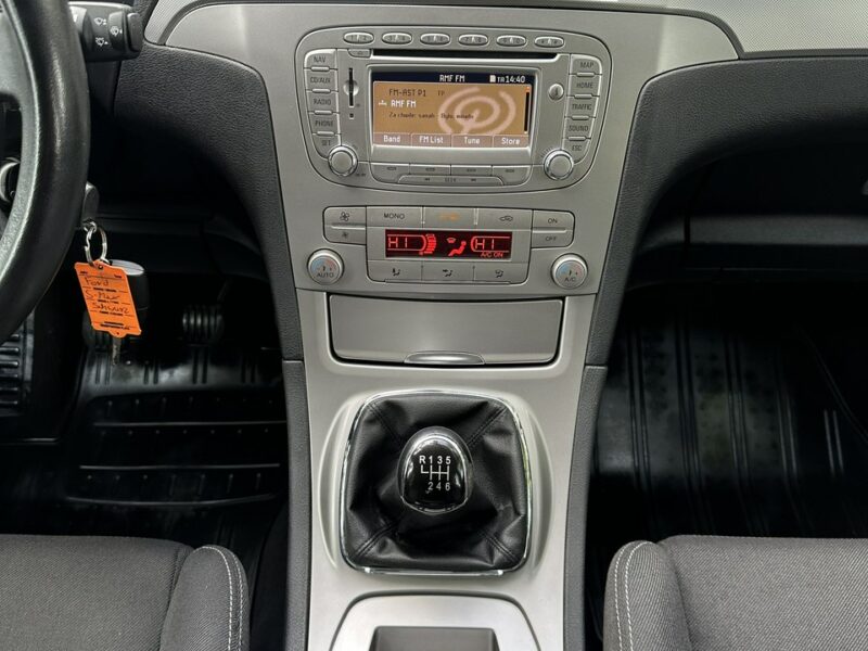 Ford S-Max 2,0 TDCI 140 KM Alu 17'' 7 Osobowy 2010 Rok Lift PDC Stan BDB I (2006-2015)