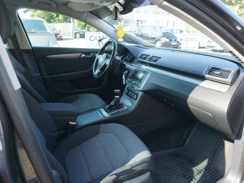 Volkswagen Passat Sedan, 2.0 TDi 140KM, Zarejestrowany, Sprawny, Dynamiczny, B7 (2010-2014)