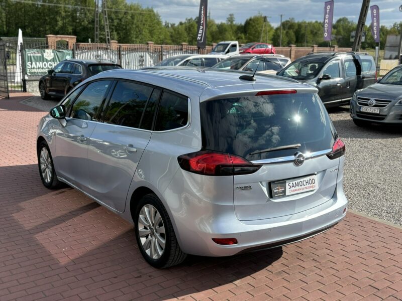 Opel Zafira Gwarancja, Bogate wyposażenie, 7-mio osobowa C (2011-)